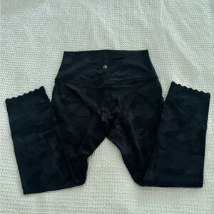 Lululemon yoga pants